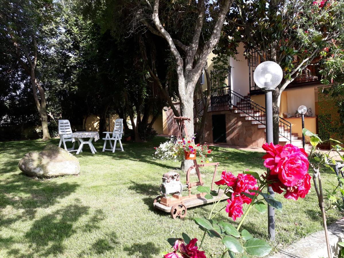 B&B Is Murdegus Tortolì Εξωτερικό φωτογραφία